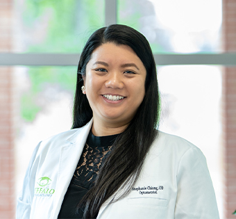Dr. Stephanie Chian headshot at Buffalo Ophthalmology